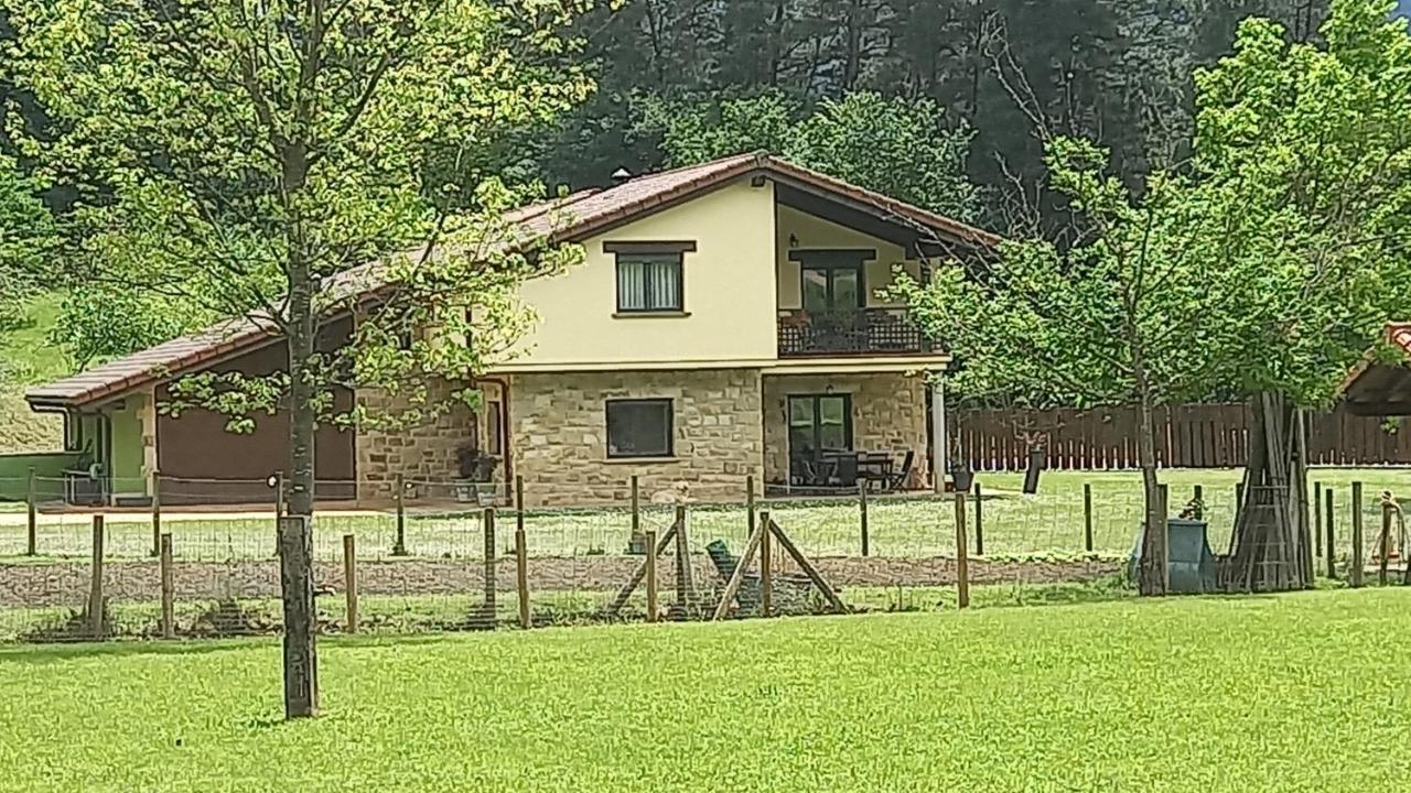 Leku Eder Apartment Areatza Exterior photo
